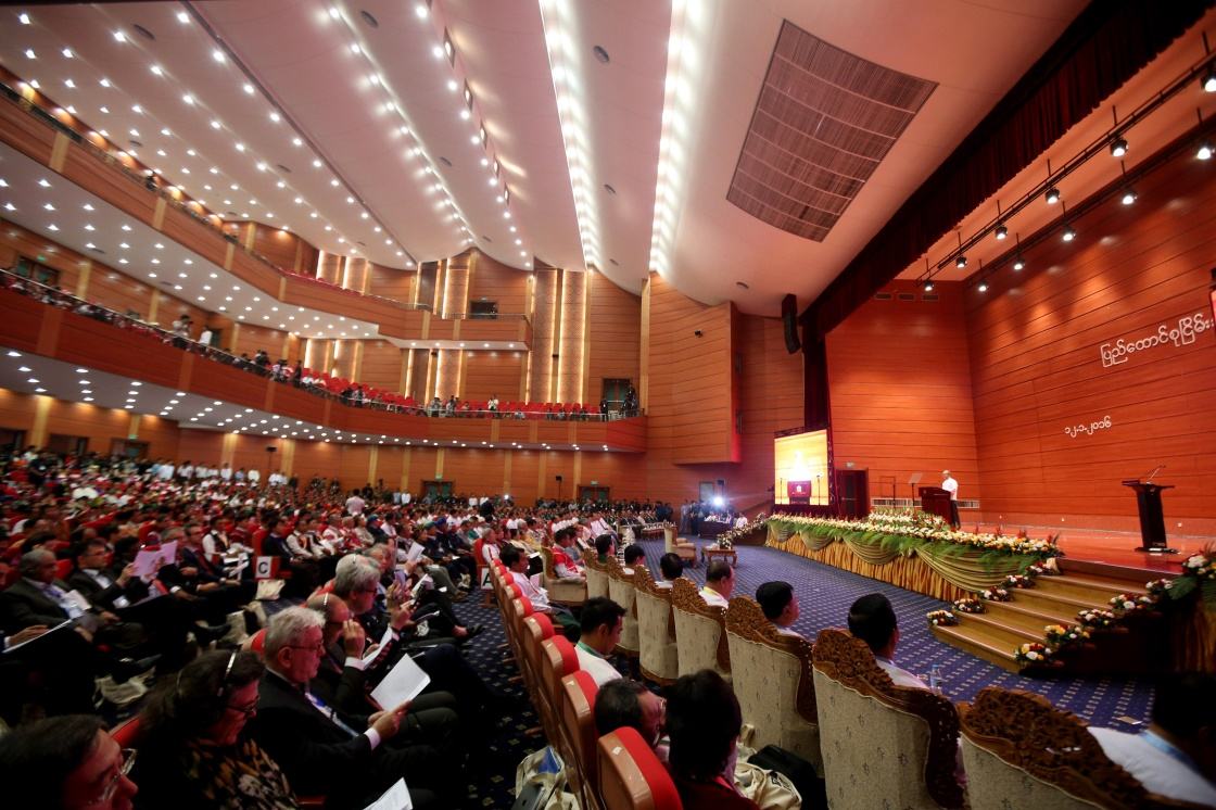 會議場地的選擇，主要考慮哪些因素？