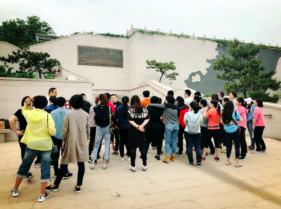 飛鳥創(chuàng)意拓展團(tuán)建項(xiàng)目組獨(dú)家承辦北京市朝陽區(qū)人民法院拓展團(tuán)建活動！